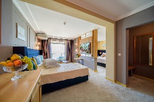 Standard Family Room SeaView