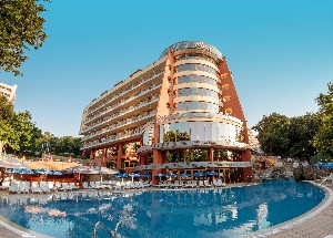 Hotel s bazénem