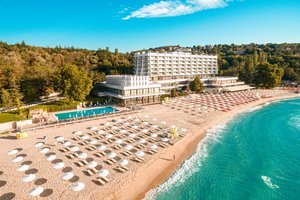 Hotel s pláží