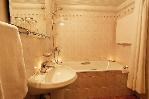 Hotel LJULJAK wakacje