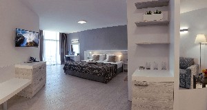 family room sea view