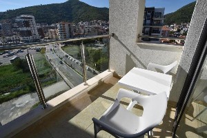 Annex Room w balcony