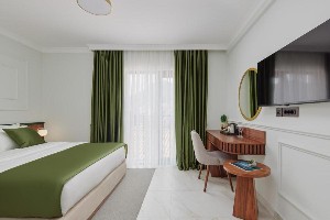 Economy Room