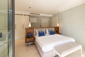 HUMA DELUXE SEA VIEW ROOM