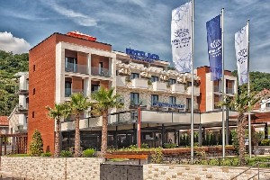 Hotel WELLNESS & SPA HOTEL ACD wakacje