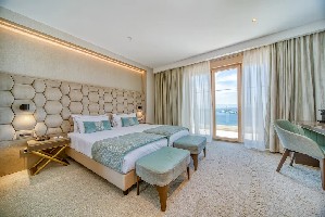 Hotel AMI BUDVA PETROVAC wakacje
