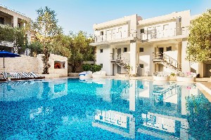 Hotel s bazénem