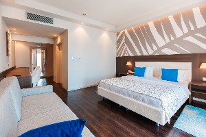 Superior Room (SeaView)