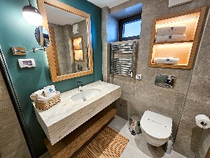 Premium Deluxe Room