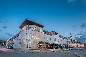 Česká republika, Jihomoravský kraj, Hustopeče - AMANDE WINE WELLNESS - balíček Jsem gurmán
