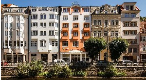 (Česká republika, Karlovarský kraj, Karlovy Vary) - DVOŘÁK SPA & WELLNESS - Pobyt s polopenzí a léčením - 10 procedur