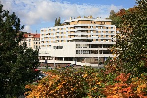 LÁZEŇSKÝ KOMPLEX CURIE
