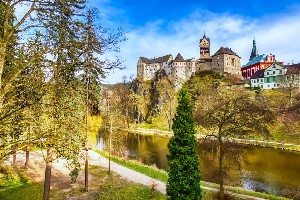 Stezka podél Ohře v Lokti - cyklistika podél řeky Ohře