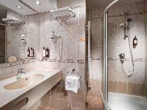 Hotel PINIA HOTEL & RESORT (EX. CLARION) wakacje