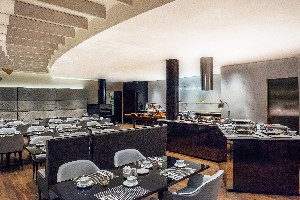 Hotel HOTEL NH PRAGUE CITY + NH COLLECTION PRAGUE CITY wakacje