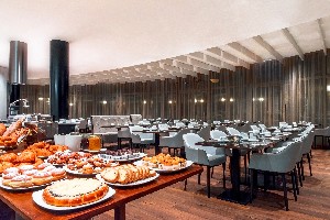 Hotel HOTEL NH PRAGUE CITY + NH COLLECTION PRAGUE CITY wakacje