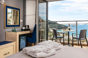 Room with Balcony and Sea View