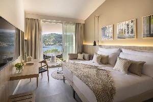 Superior room, balcony, seaside