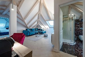 Penthouse Suite (SeaView, Private Jacuzzi Terrace)