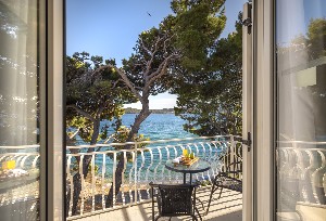 Superior Room (SeaSide, Balcony)