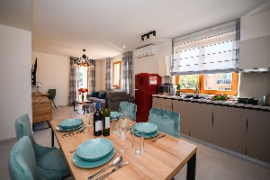 One bedroom apartment, balcony, pool view