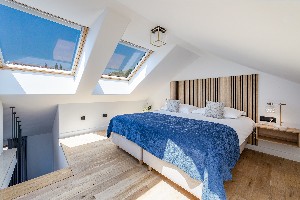 Three bedroom apartment, balcony, sea view