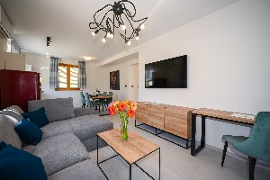 One bedroom apartment, balcony, pool view