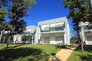 (Chorvatsko, Dalmácie severní, Biograd na Moru) - CRVENA LUKA FAMILY APARTMÁNY - 3 noci s polopenzí