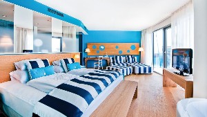 JuniorSuite (SeaSide, Balcony)