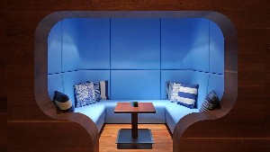 Lounge Bar