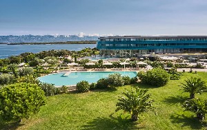 Hotel s bazénem 