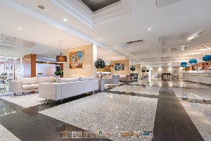 Hotel KOLOVARE wakacje