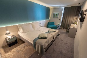 Hotel KOLOVARE wakacje