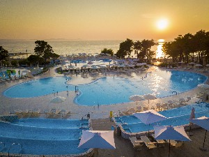 Hotel ZATON HOLIDAY RESORT - APARTMENTS wakacje