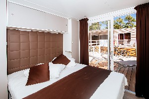 Hotel ZATON HOLIDAY RESORT CAMPING HOMES wakacje