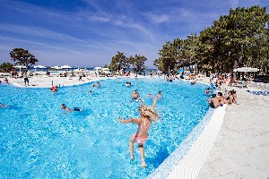 Hotel ZATON HOLIDAY RESORT wakacje