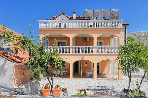 Apartmány