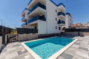 Apartmány s bazénem