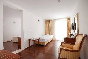 FamilyRoom (SeaView, Balcony) - Annex