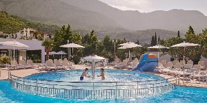 Hotel BLUESUN HOTEL NEPTUN & DEPANDANS MASLINIK wakacje