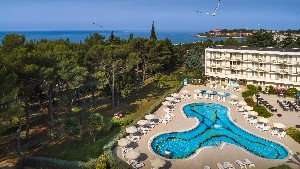 Hotel s bazénem 