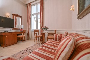 Suite (Balcony)