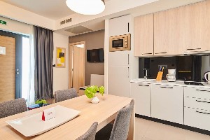 2 Bedroom Classic FamilyApartment (Park View)