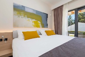 2 Bedroom Classic FamilyApartment (Park View)