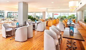 Lobby Bar