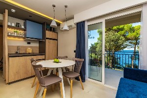 One-Bedroom Apartment with Sea View