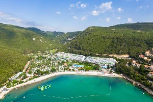 Resort Maslinica