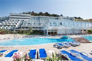 Hotel s bazénem