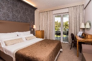 Hotel CORAL PLAVA LAGUNA wakacje