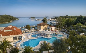 (Chorvatsko, Istrie, Vrsar) - HOTEL PINETA: Prodloužený pobyt se snídaní nebo polopepnzí na min. 8 nocí